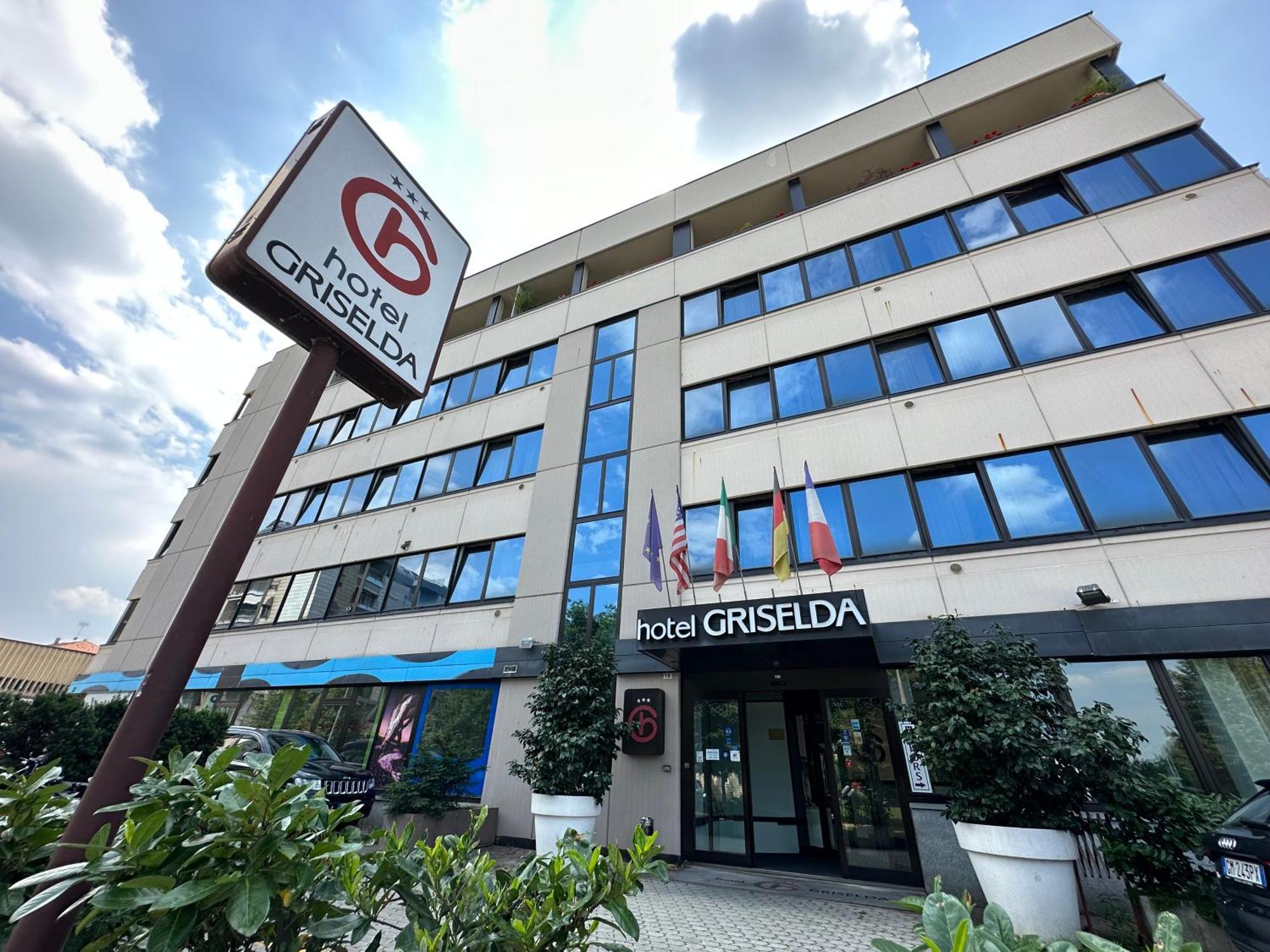 Hotel Griselda Saluzzo Exteriör bild