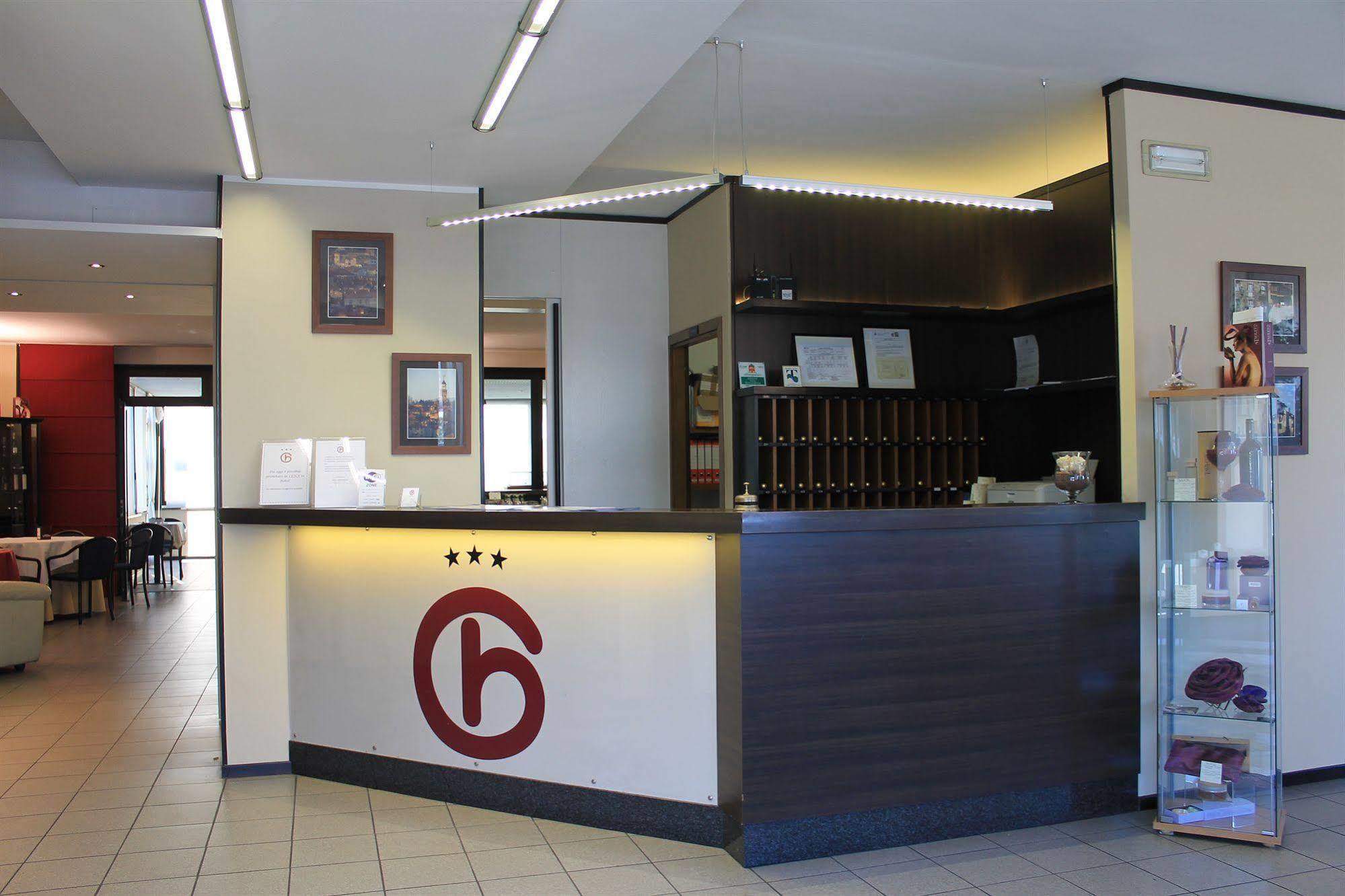 Hotel Griselda Saluzzo Exteriör bild